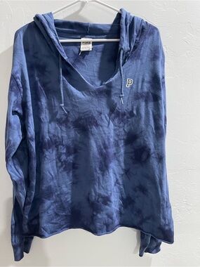 Large Victoria Secret PINK Top